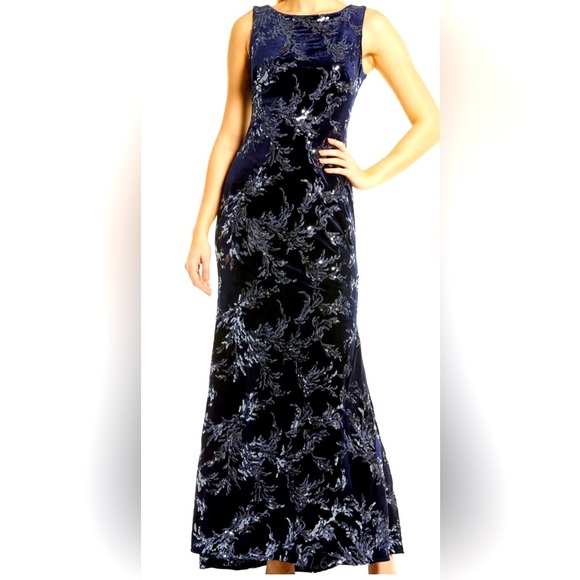 ELIZA J Sequin Embellished Evening Gown Navy Size 4 Mermaid Sequins Velour - Picture 6 of 15